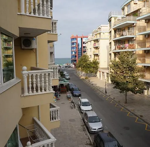 Апартаменты Melos *